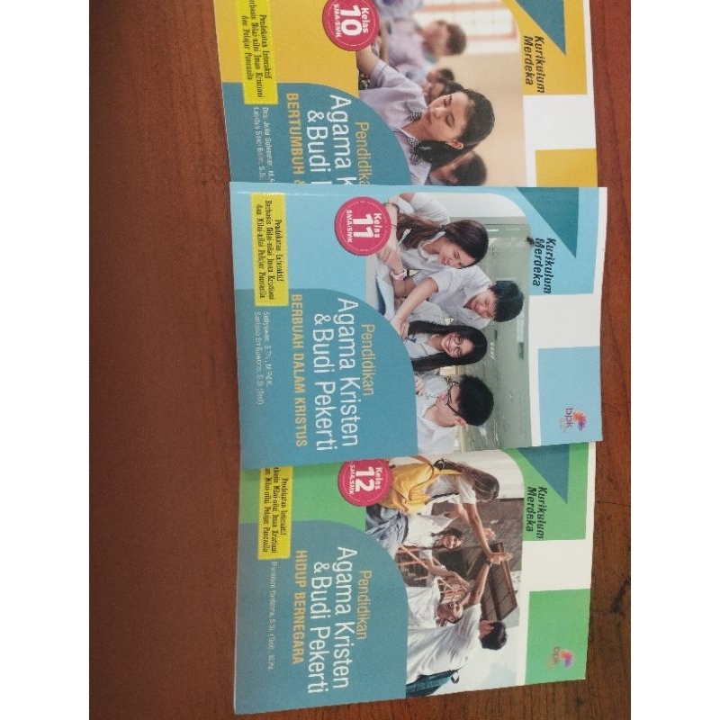 pendidikan agama Kristen dan Budi Pekerti kelas 10 BPK Gunung Mulia