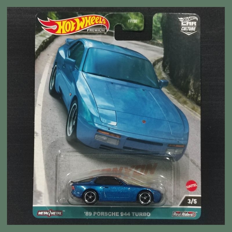 Hotwheels Premium Canyon 89 PORSCHE 944 TURBO biru Ban karet