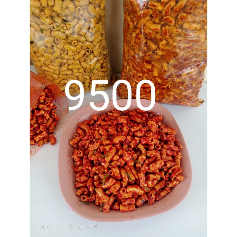 

makroni pedas cikruh 1 kg Daun jeruk