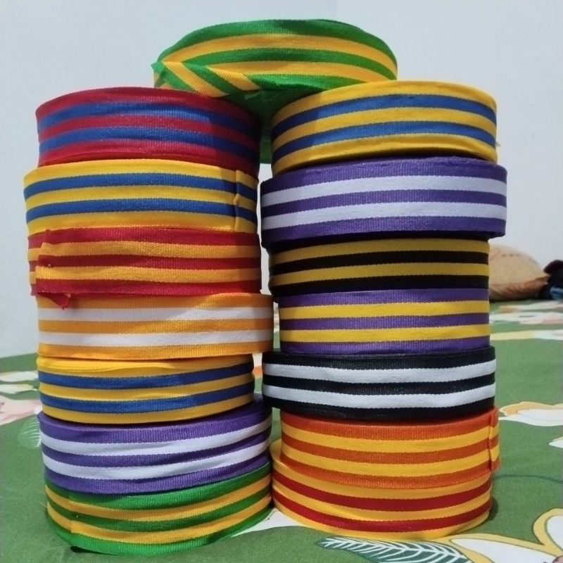 

Pita medali isi Roll 25 meter (perRool)