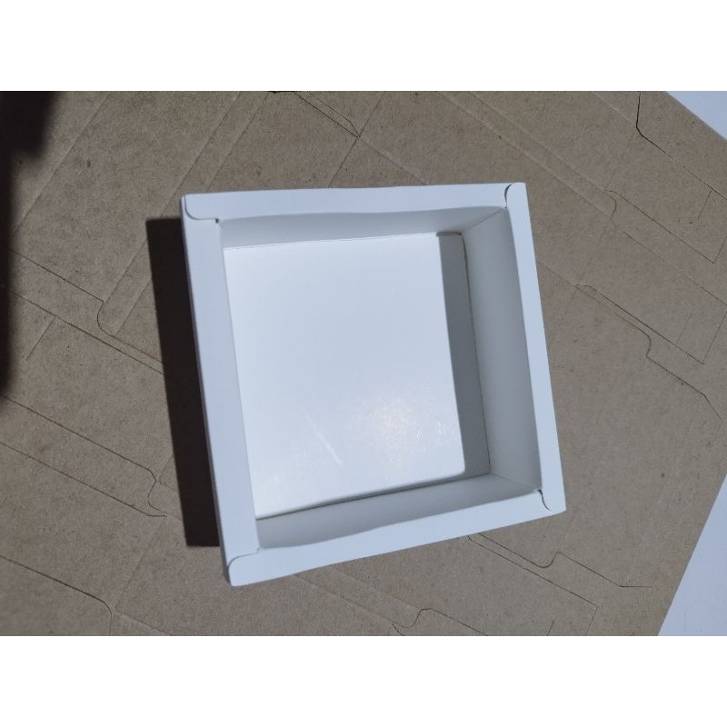 

softbox UK 8x8x3 (UK luar 9,2x9,2x3) Harga 1pcs