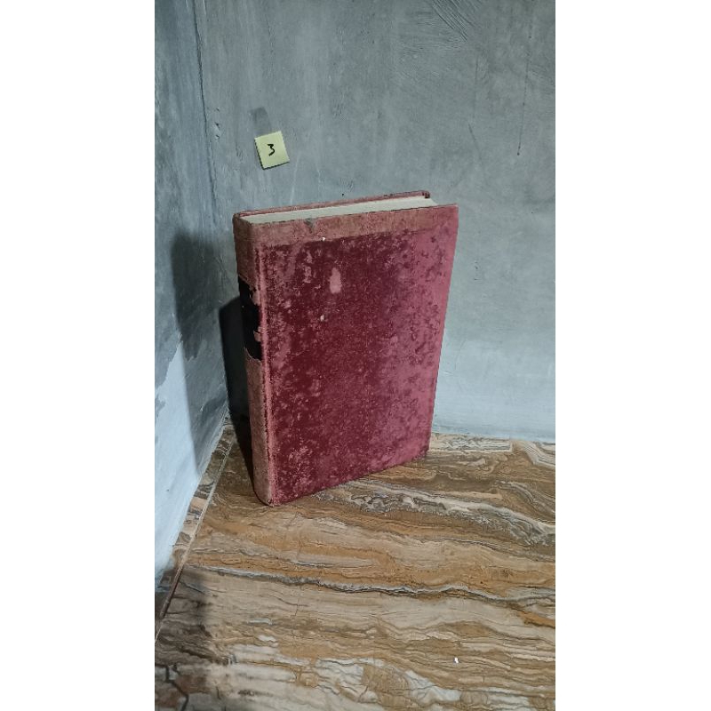 UNIVERSITY PHYSICSelectricity and magnetism, optic and atomic physicsBy francys weston 1957Hard cove