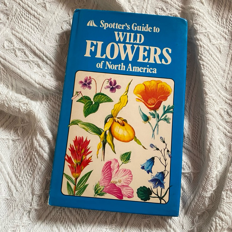 Spotter’s Guide to Wild Flowers of North America / underthestaircase / Buku Vintage Import