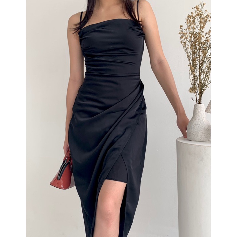 Siap Kirim NUOIR Luna Dress  Satin Silk Dress Premium Slit