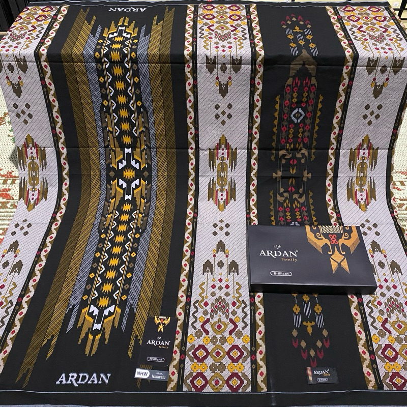 Sarung Ardan Family / Famili motif Terbaru / Sarung tenun / Original / Ardan Briliant / grade gold /