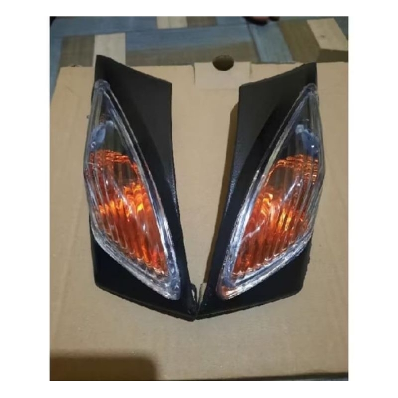Satu Paket Lampu Sen Reteng Depan Vario 110 Karbu Lama Custom Hitam Oranye
