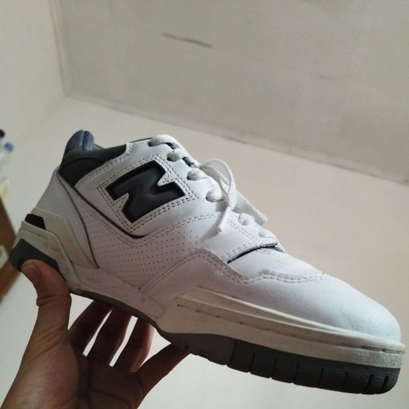 New Balance 550