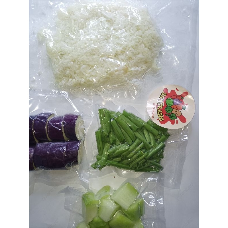 

sayuran segar siap masak/prep/prepping wortel, labu, jagung, kentang, sawi, kembang kol, buncis, kacang panjang, toge