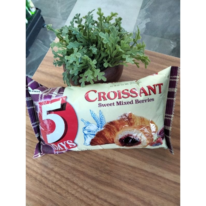 

5 days croissant mixed berries 60g
