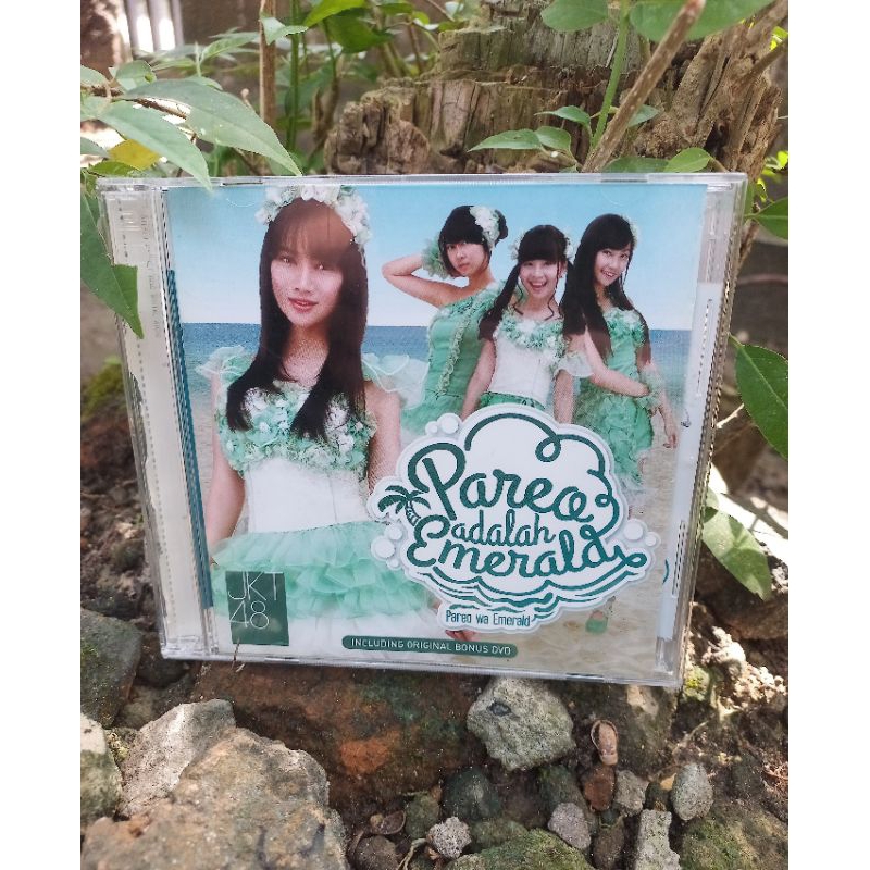 CD JKT 48 - PAREO ADALAH EMERALD