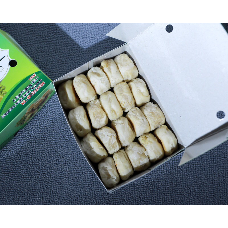 

Bakpia pathok khas jogja