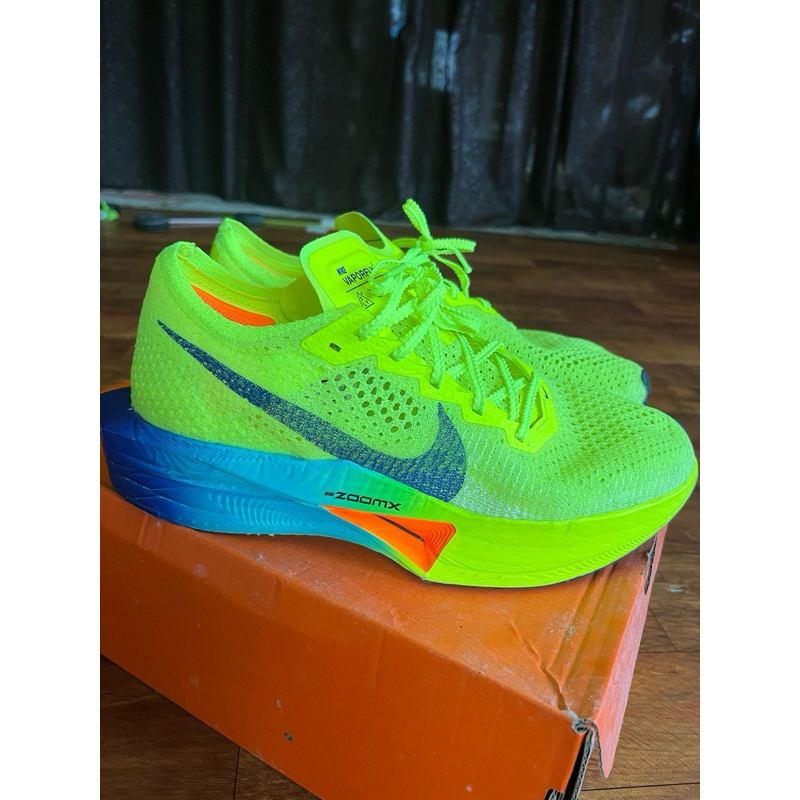 Vaporfly %2 second LIKE NEW
