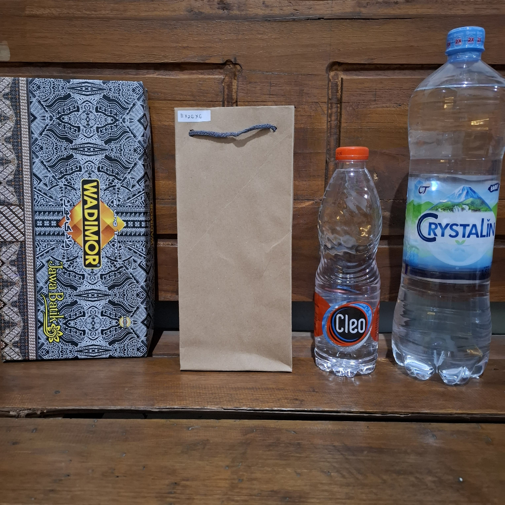 

Paperbag Polos Tebal (Ukuran 11 x 26 x 6 cm) per Lusin