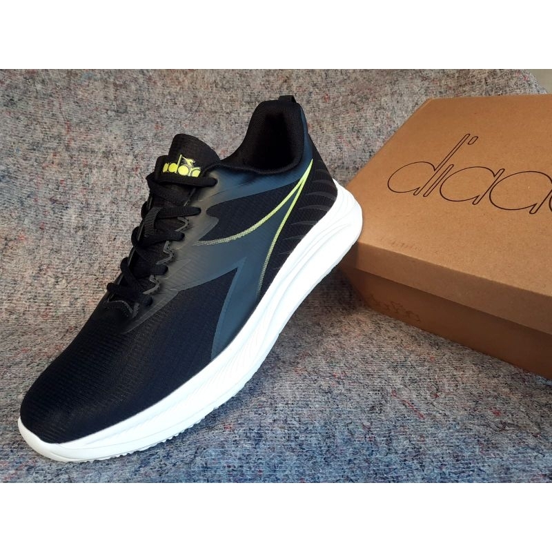 sepatu sport runing olahraga pria sepatu joging diadora michael black