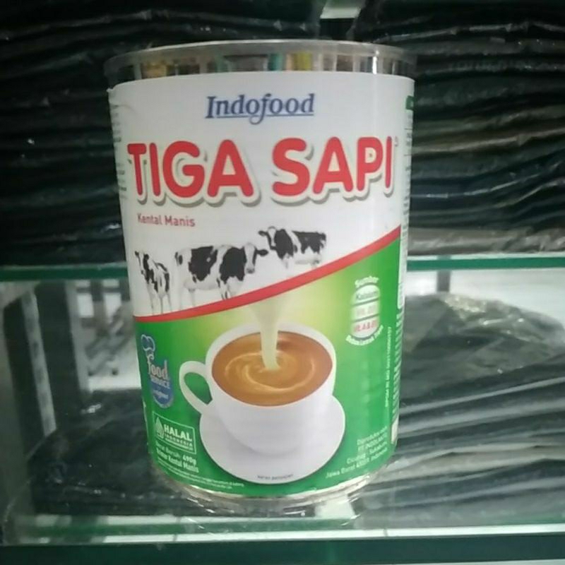 

Susu Kental Manis Tiga Sapi 490 g