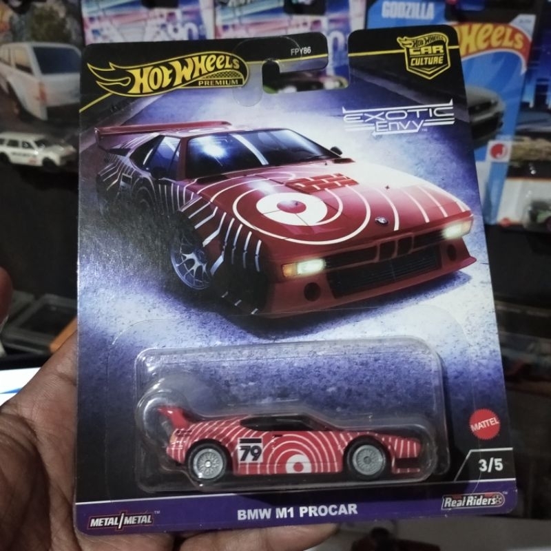 hotwheels premium bmw m1 procar