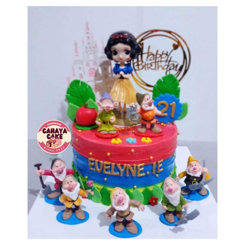 

Snow White Custom Cake / Kue Ulang Tahun Snow White / Custom Cake Anak