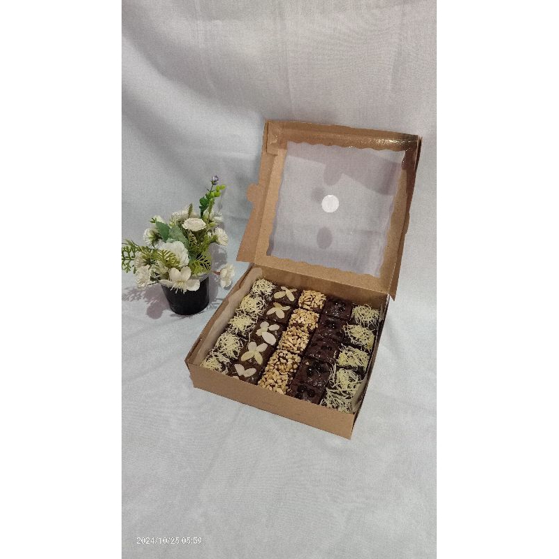 

Promo !! Brownies fudgy shiny panggang murah/brownies sekat.. brownies murah dan enak