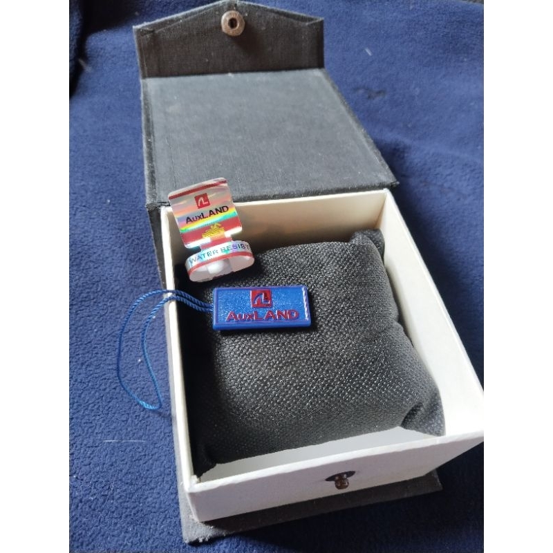 kotak jam tangan auxland