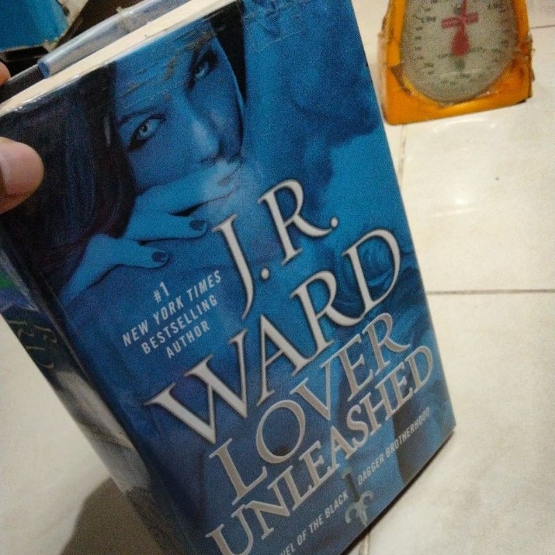 J.R.WARD LOVER UNLEASHED