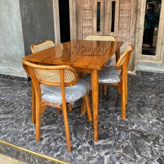 MEJA MAKAN ROTAN 4 KURSI , MEJA MAKAN JATI MINIMALIS