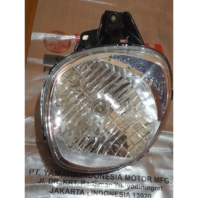 reflektor atau lampu depan plus fiting motor yamaha fino fi 125 barang gres original