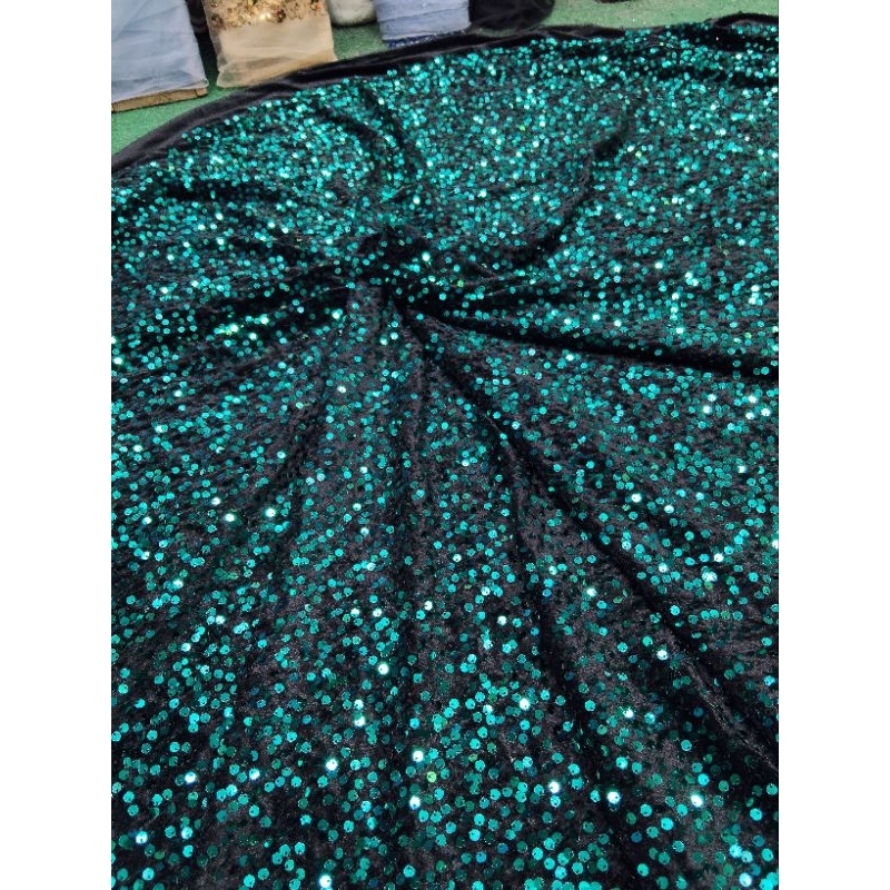 KAIN bludru sqween dasar hitam