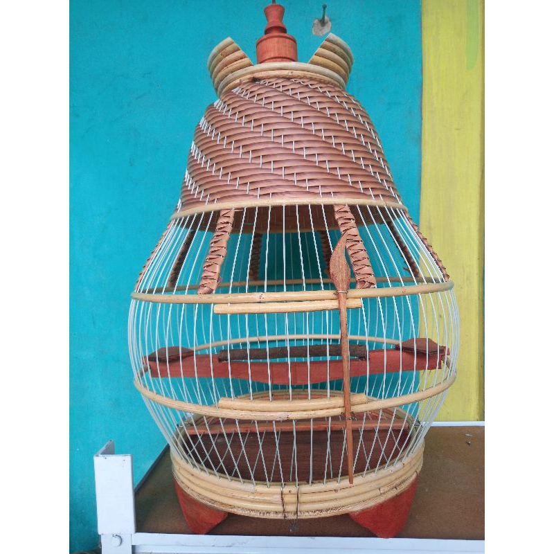 kandang perkutut Sangkar Rotan sintetis jeruji fiber model jambu