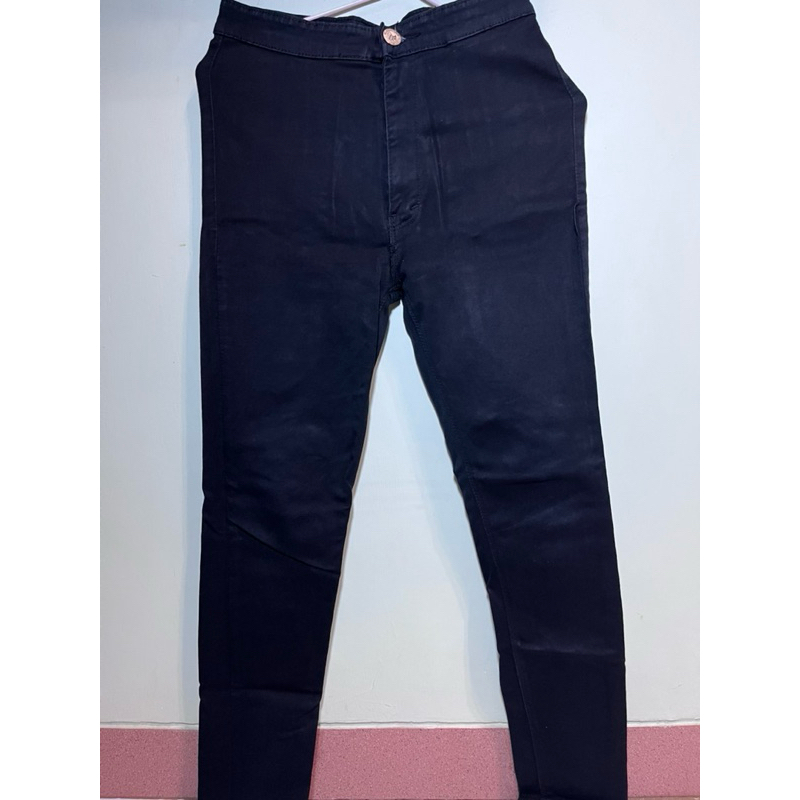 Kode A21 - Armani Exchange - Celana Hitam skiny Jeans