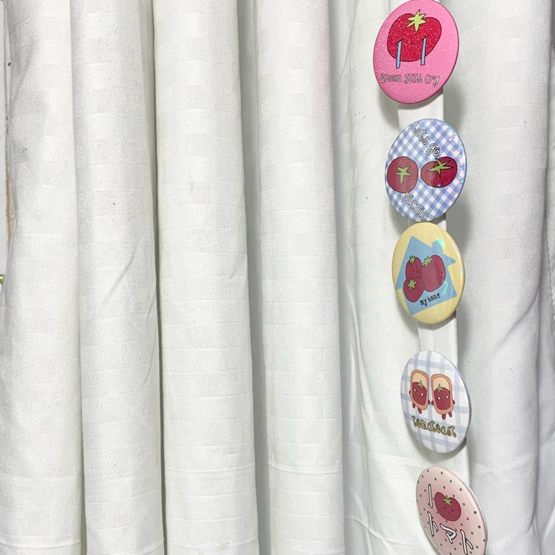 

TOMATO FAMILY STICKER SHEET, PIN BUTTON, KEYRING