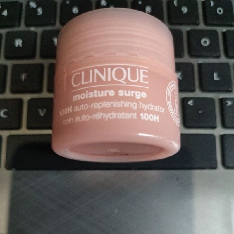 Clinique Moisture Surge 100H Auto-Replenishing Hydrator Moisturiser