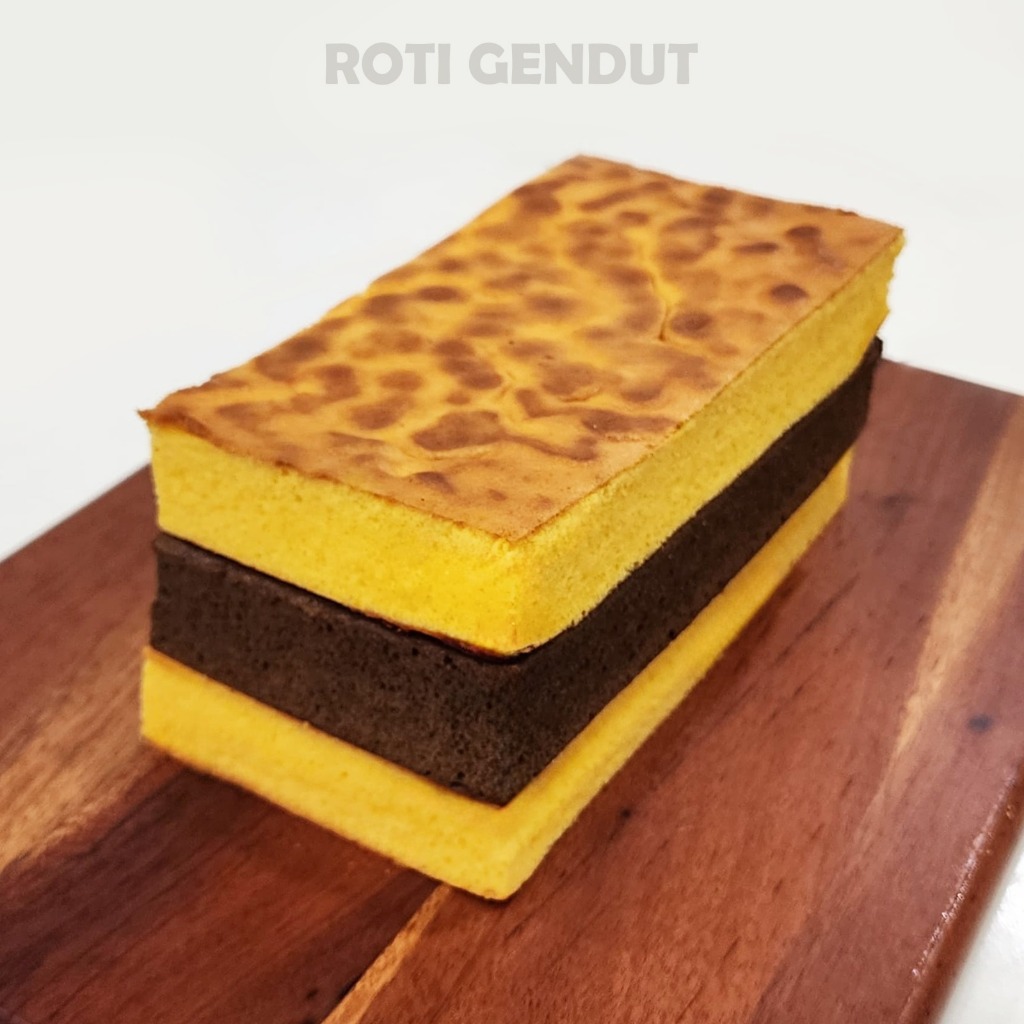

Lapis Surabaya Wijsman Premium Roti Gendut