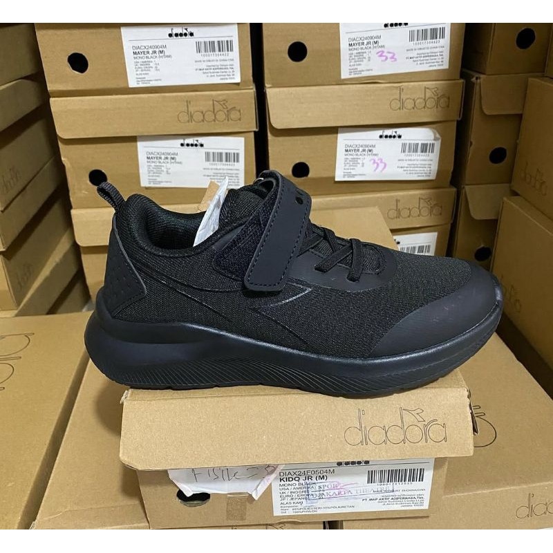 Sepatu Anak Diadora Kido Mono Black