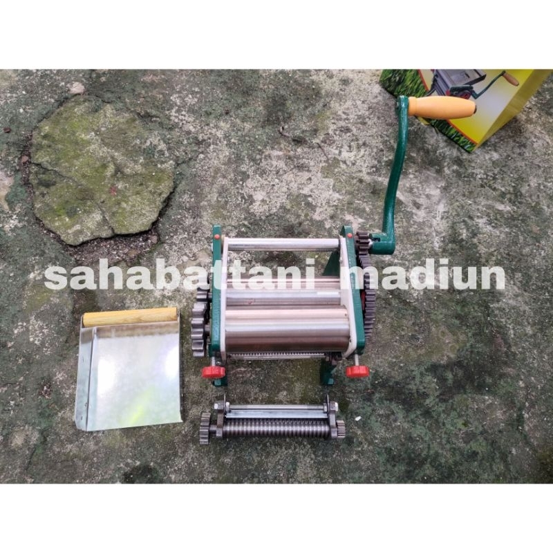 Mesin Giling Mie Pasta Manual 150-2 MATRIX Noddle Maker Mesin Cetak Mie Giling Mie 150 2 MATRIX