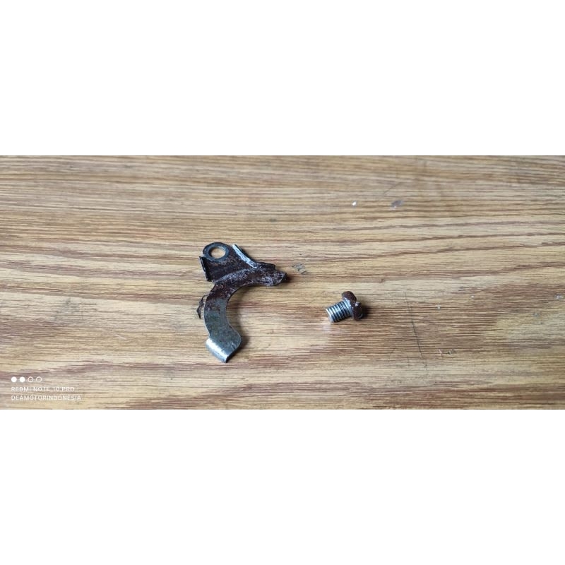 Plat penahan sil magnet Yamaha Alfa champ original/plat penahan sil magnet alfa/plat penahan sil mag