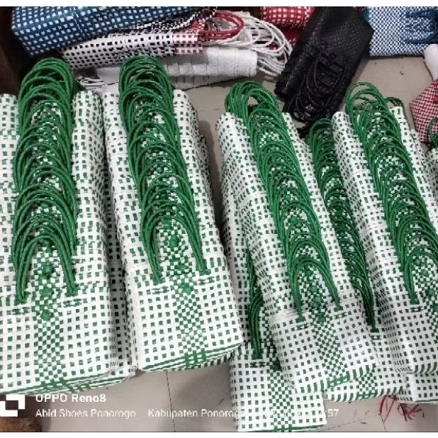 

Tas anyaman plastik grosir murah READY | tas monochrome warna warni | tas souvenir