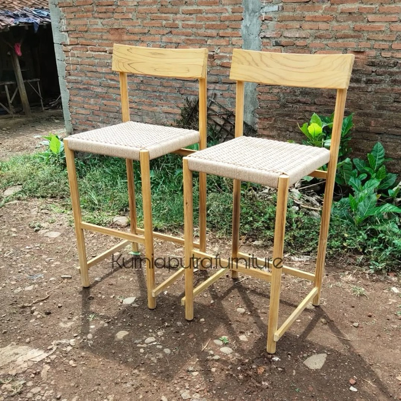 Kursi Bar Jati Anyaman Rotan Sintetis / Kursi Bar Jati
