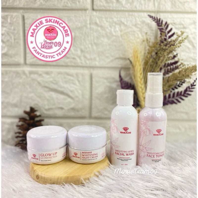 Maxie Glow Skincare Ori Member Resmi Paket mencerahkan Wajah Aman