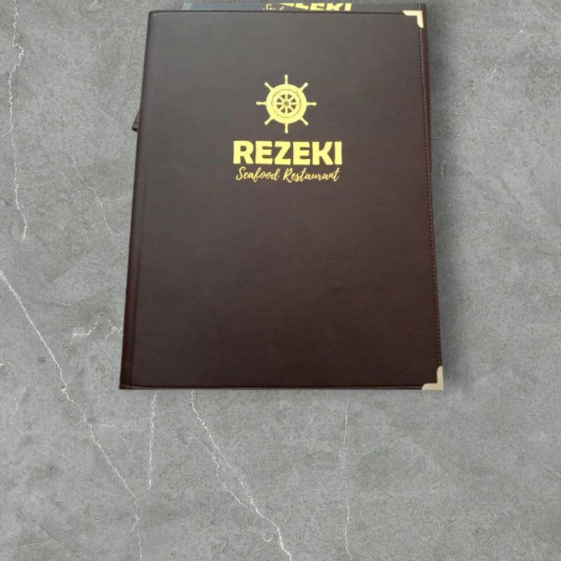

Sampul buku menu cafe resto hotel F4