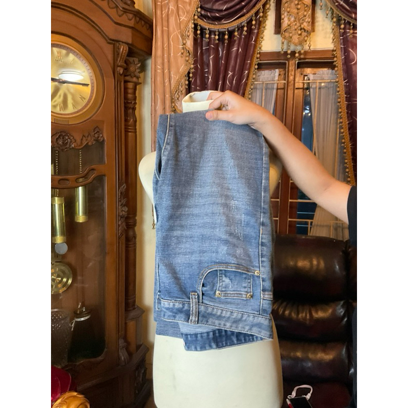 PRELOVED LOOSE JEANS WANITA