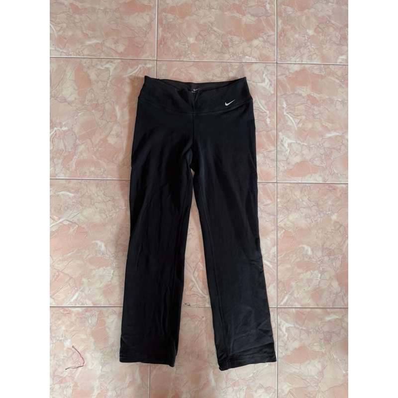 preloved celana olahraga / preloved pants / preloved nike / celana nike / nike second