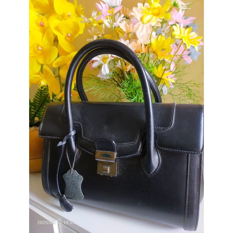 TAS Wanita  KULIT HITAM ( Genuine Leather) preloved