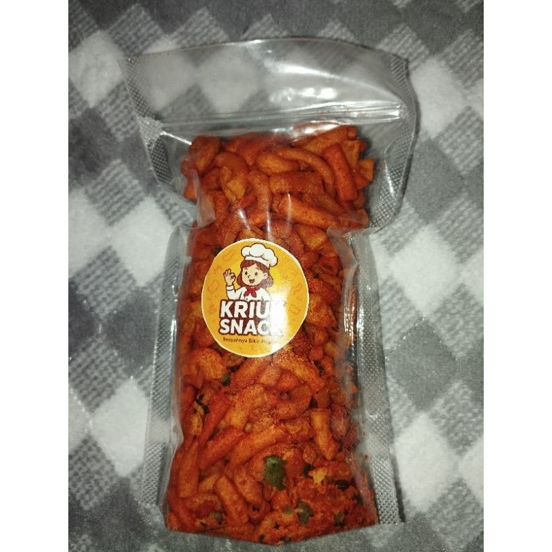 

Makaroni pedas daun jeruk