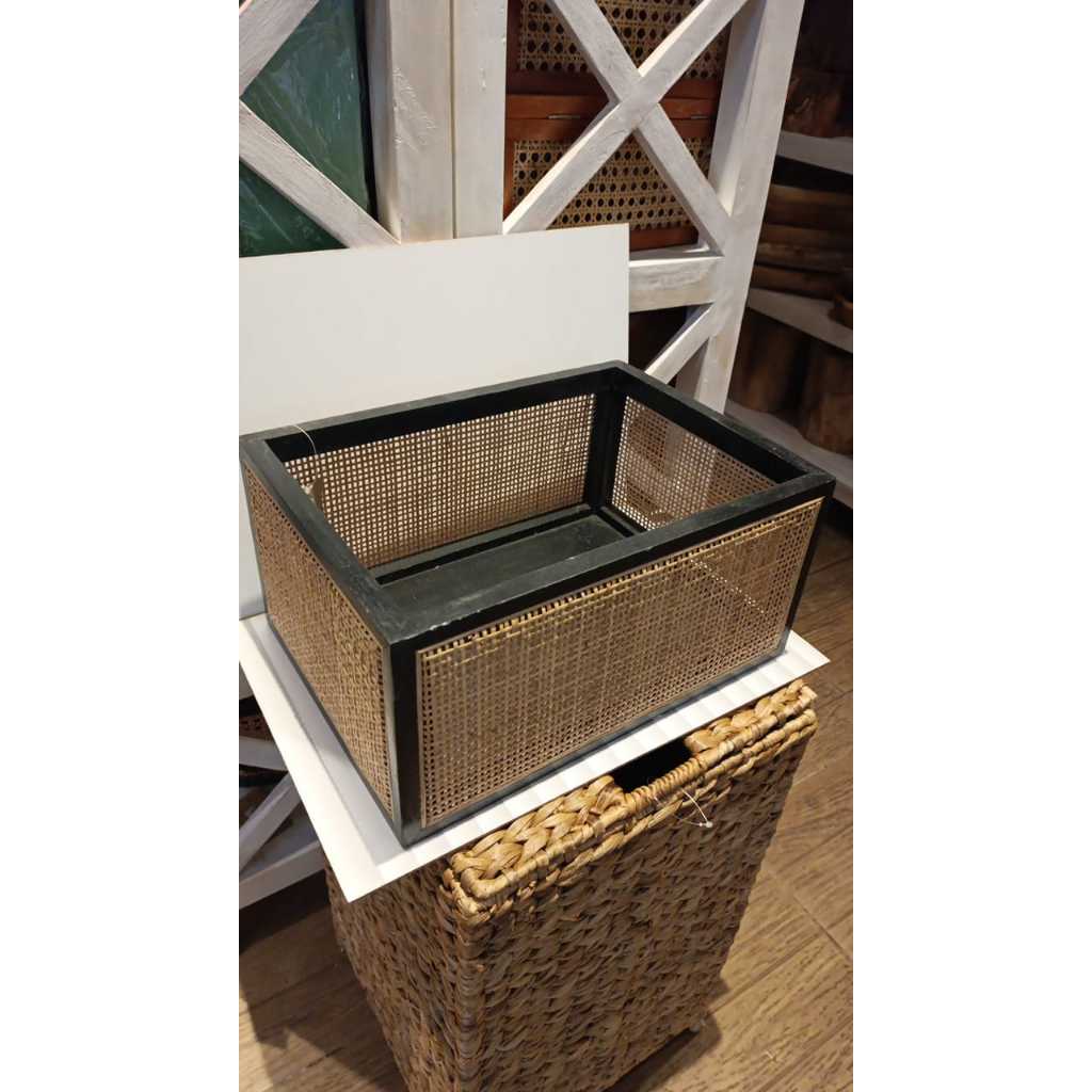 Miracle Homedecor - Storage Box Rotan /box hampers/ box cantik/box rotan/box lebaran