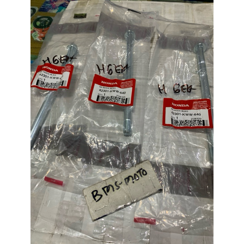 As Roda Belakang  Honda Supra x Blade 125 Revo Absolute Fit Original AHM 42301-KWW-640