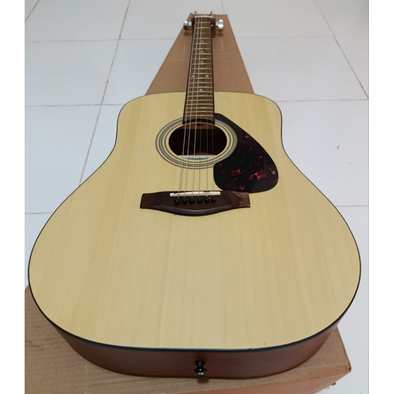 Gitar Akustik Yamaha F310