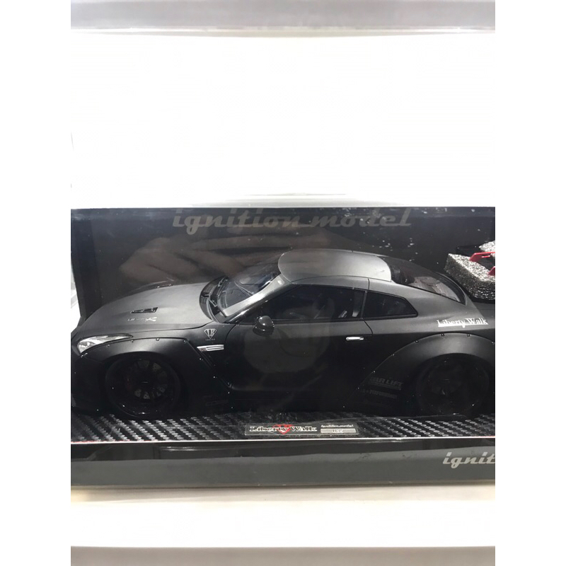 IGNITION Model 1/18 R35 LBWK Black Matte