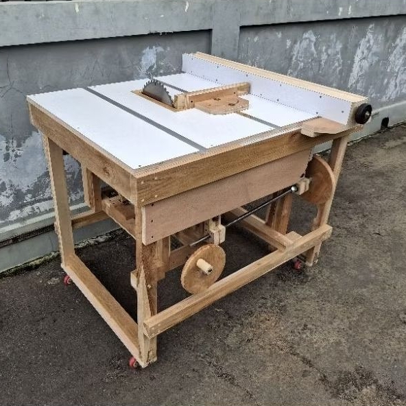 Table saw rakitan dinamo induksi
