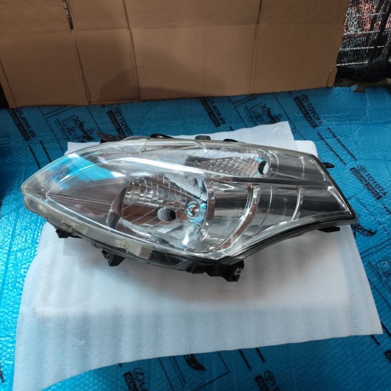 Headlamp Lampu Depan Suzuki Ertiga 2013 2014 2015 2016 2017 Original