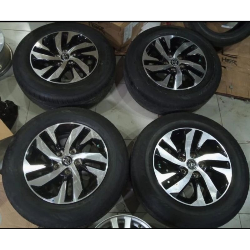 Velg Oem RUSH TRD Ring 16 Pcd 5x114,3 Ban 215/65 R16